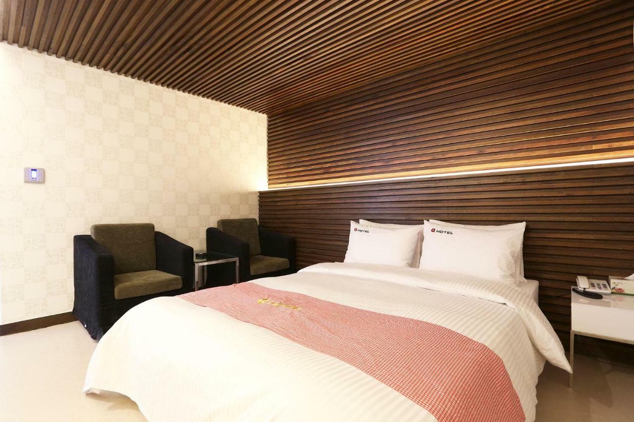 Q Hotel Паджу Екстериор снимка