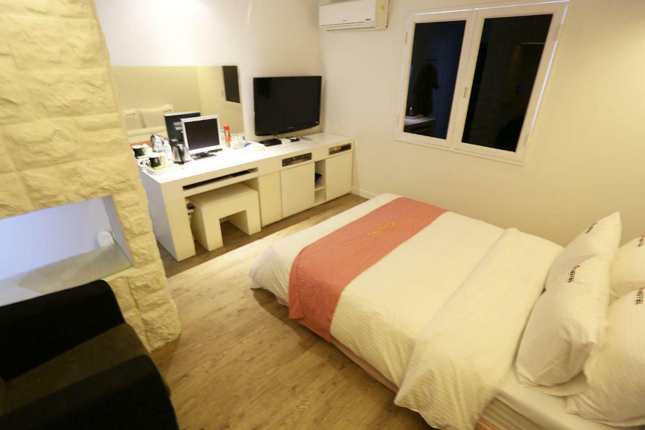 Q Hotel Паджу Екстериор снимка