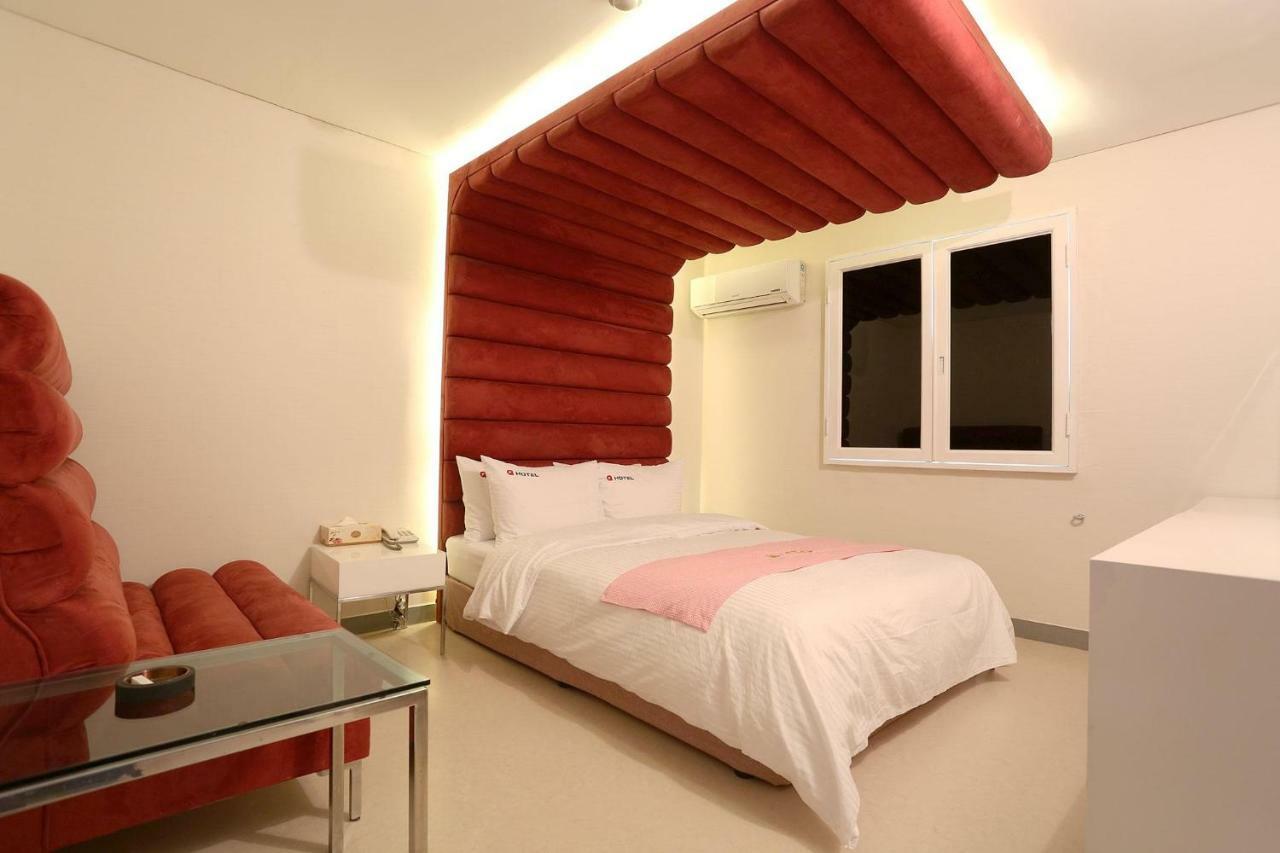 Q Hotel Паджу Екстериор снимка