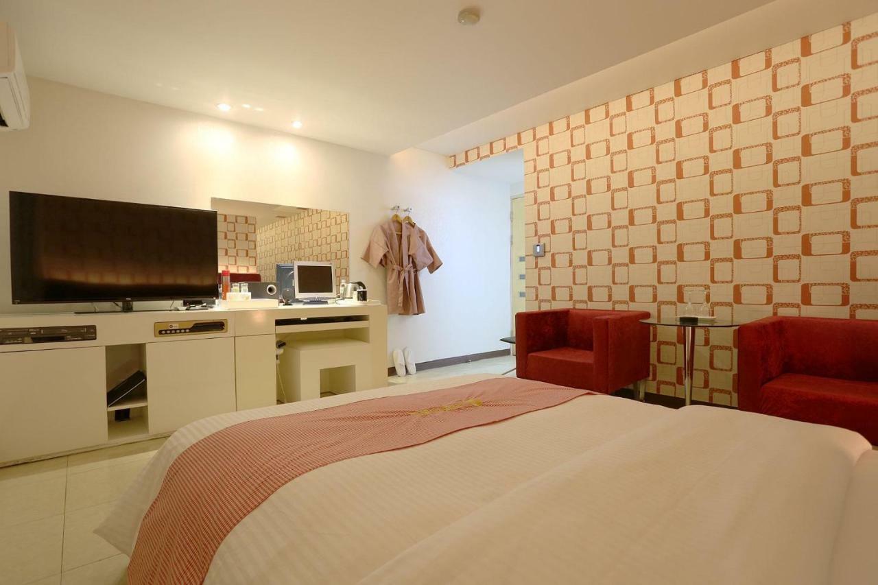 Q Hotel Паджу Екстериор снимка